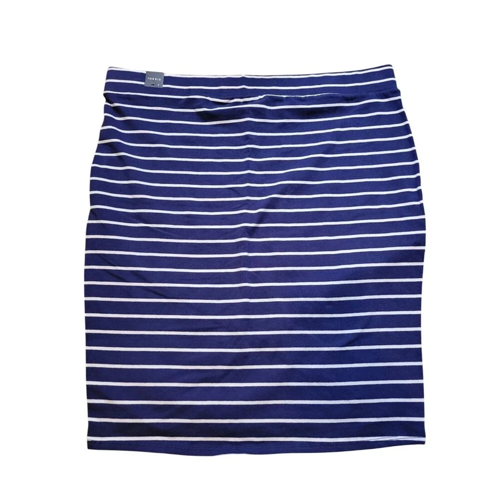 NWT Torrid Women's Size 2 Envelope Mini Skirt Navy And White